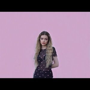 🌸Black and pink heart tshirt worn once🌸$1 With Purchase